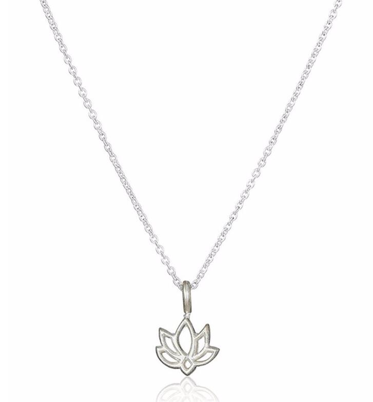 Collier porte-bonheur en forme de cœur pour femmes, pendentif en forme de feuille de Lotus, éléphant, ras du cou, accessoires bijoux, ,