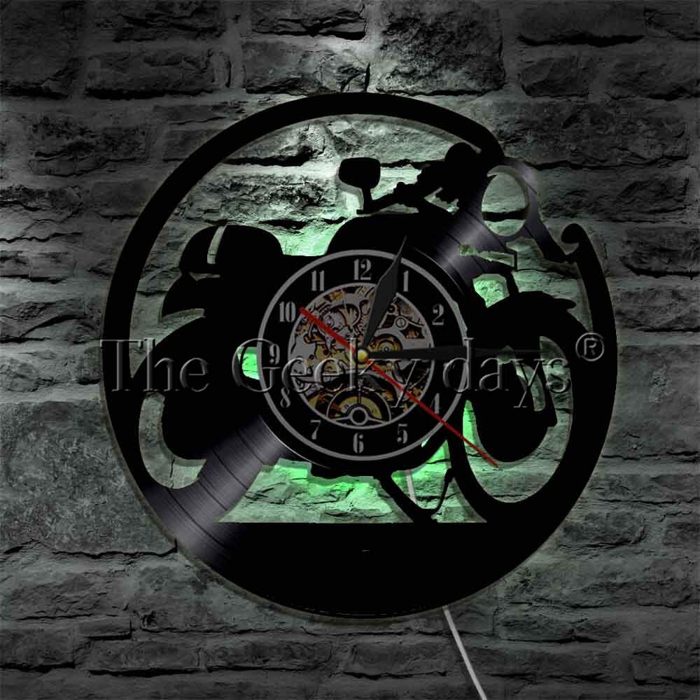 Reloj de pared Cafe Racer clásico de motocicleta Vintage Reloj de pared de vinilo de registro reloj de moto Arte de la pared Decoración motociclista corredor de