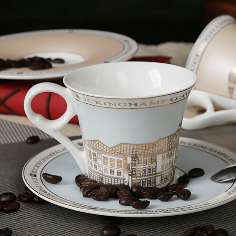 Antiker Weidenkorb Als Übertopf – Mit Teetasse & Untertasse, Ideal Für Kleine Pflanzen Innen & Außen