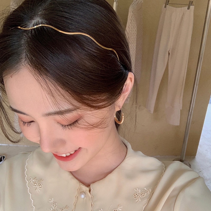 Aomu korea sweet chic wave hårbånd simpelt blankt metal guld hårbånd til kvinder pige udsøgt hårnåle hovedbeklædning