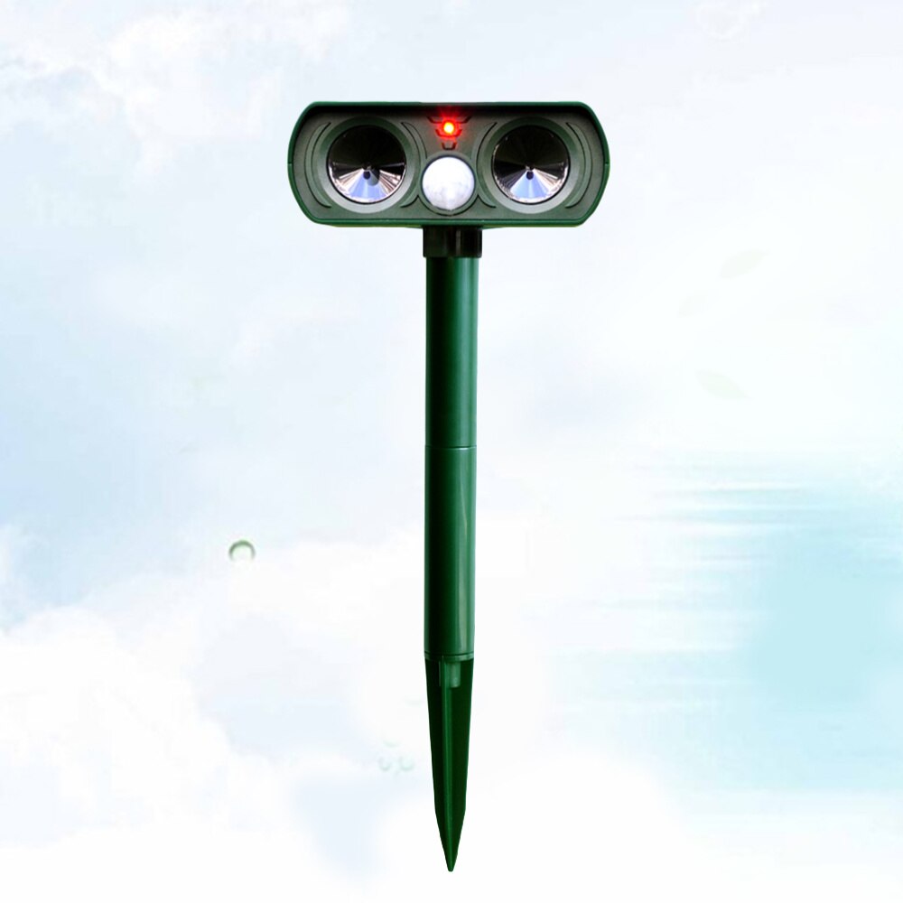 Solar Powered Motion Activated Animal Ultrasonic Cats Dogs Repeller Frighten Animals For Outdoor Gardening (Dark Green)