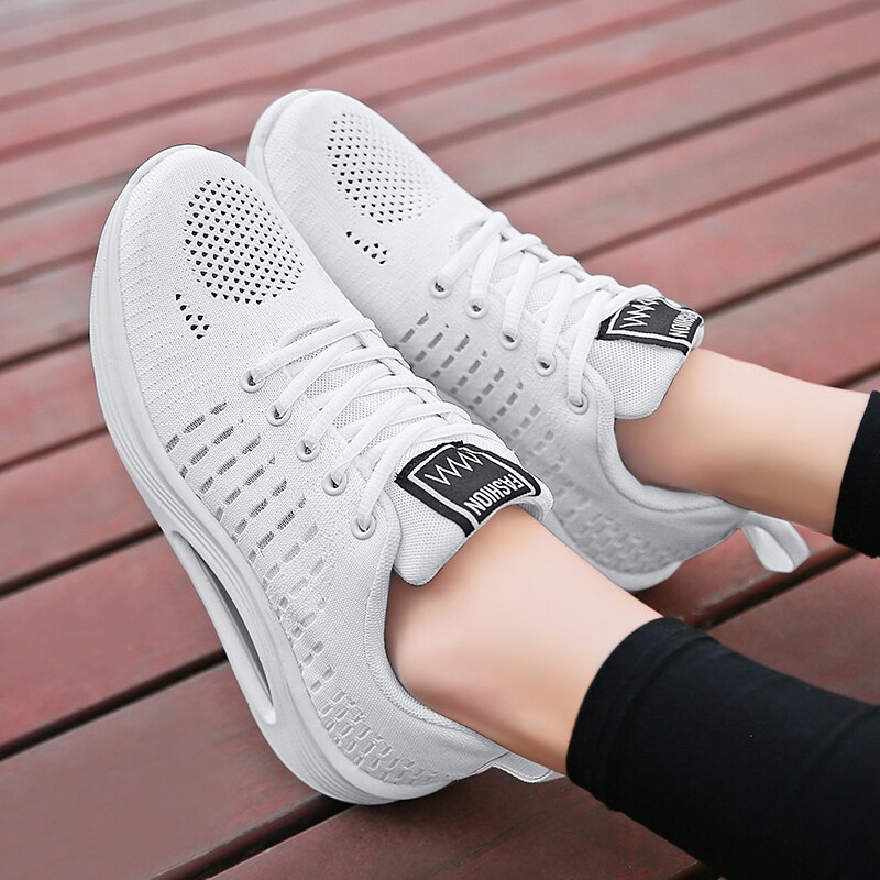 Tenis Mujer Flexible Spring Women Tennis Shoes Zapatos Mujer Breathable Mesh Sneakers Gym Sport Shoes Chaussures Femme