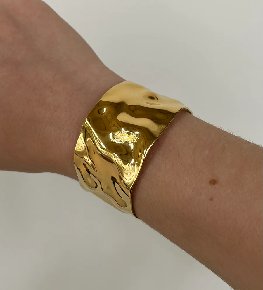 Uworld Getextureerde Gouden Manchet Verguld Roestvrij Staal Verstelbare Bangele Armbanden Voor Vrouwen Opvallende Minimalistische Sieraden