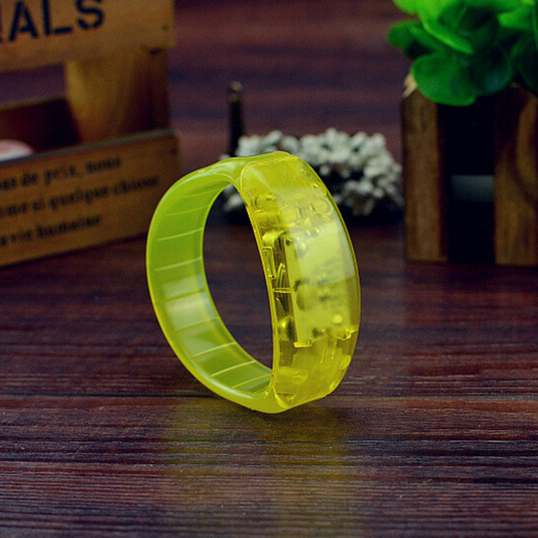 Glow LED Light Up Wristband Voice Control Flashing Bracelet Bangle Cheer Props Rave Glow Party Christmas: Yellow