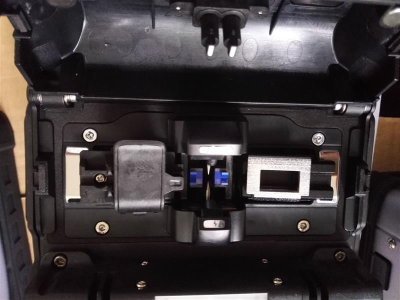 1 pair Signalfire SOC Fiber Holder for Signal fire AI-9 AI-8C AI-8 AI-7C AI-7 Fusion Splicer Machine