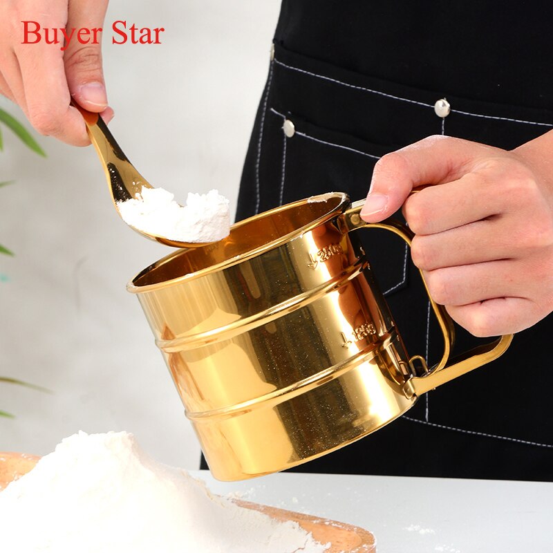 Goldene Manuelle Edelstahl Mehl Sieb Backen Gebäck Werkzeuge haltbar Backformen Zucker Shaker metall Gittergewebe Sieb tasse Küche Gerät