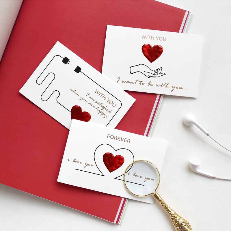 Seks stilarter solidt rødt hjerte lykønskningskort med konvolutter romantisk brev jeg elsker dig for evigt bryllupsinvitation
