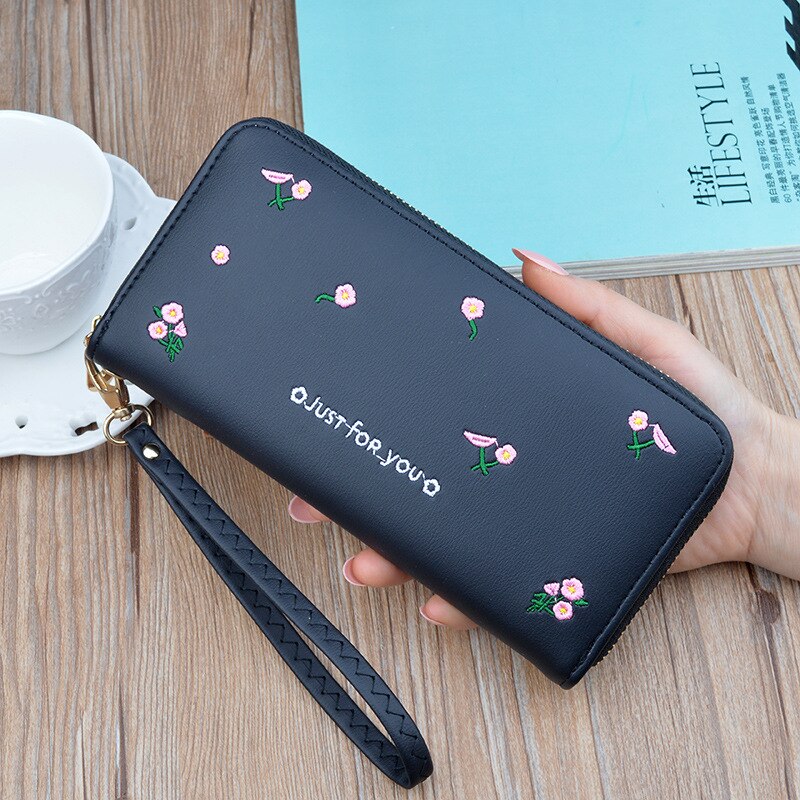 Femmes long portefeuille en cuir synthétique polyuréthane femme broderie fleur portefeuille filles kawaii pochette téléphone sac crédit porte-carte pour le nouvel an: black