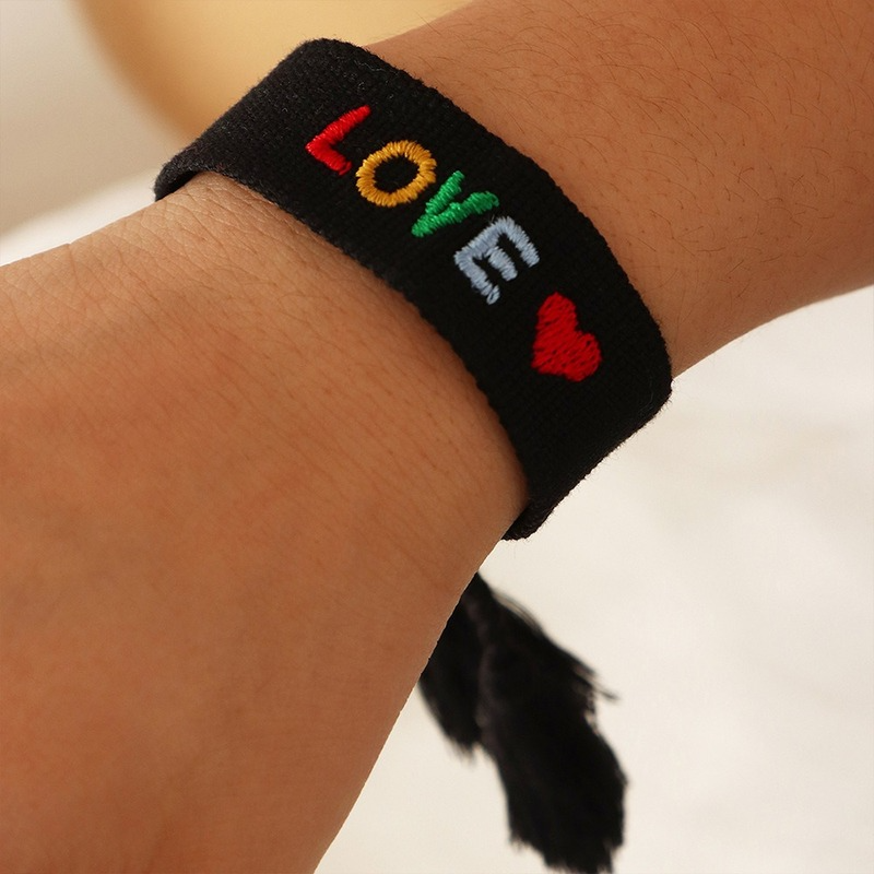 Bracelet en tissu brodé de lettres ethniques pour femmes, bijoux de luxe, style bohème, pompon réglable, d&#39;amitié