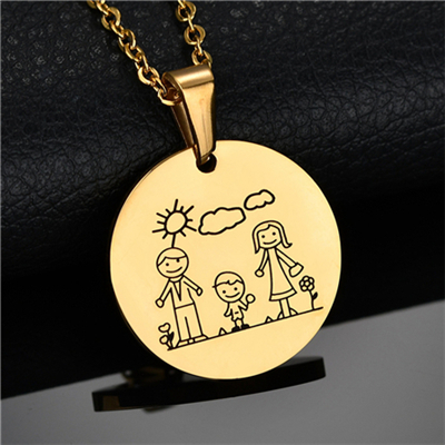 Lovely 316L Stainless Steel Family Necklace & Pendant For Mom Dad Son Daughter Love Cartoon Gold Color Link Chain Necklace: boy dad mom gold