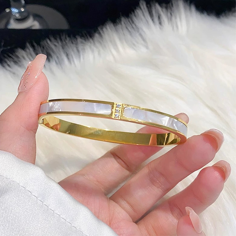Luxury Gold Plated Bangles Jewelry Women's Hand Bracelet Stainless Steel Bangle for Women Accessories Mother's Day: PLATEADO