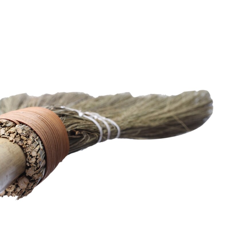 2X Handmade Sweeping Broom For Household Duster Cleaning Tool Useful Straw Braided Home Cleaning Broom Long Section