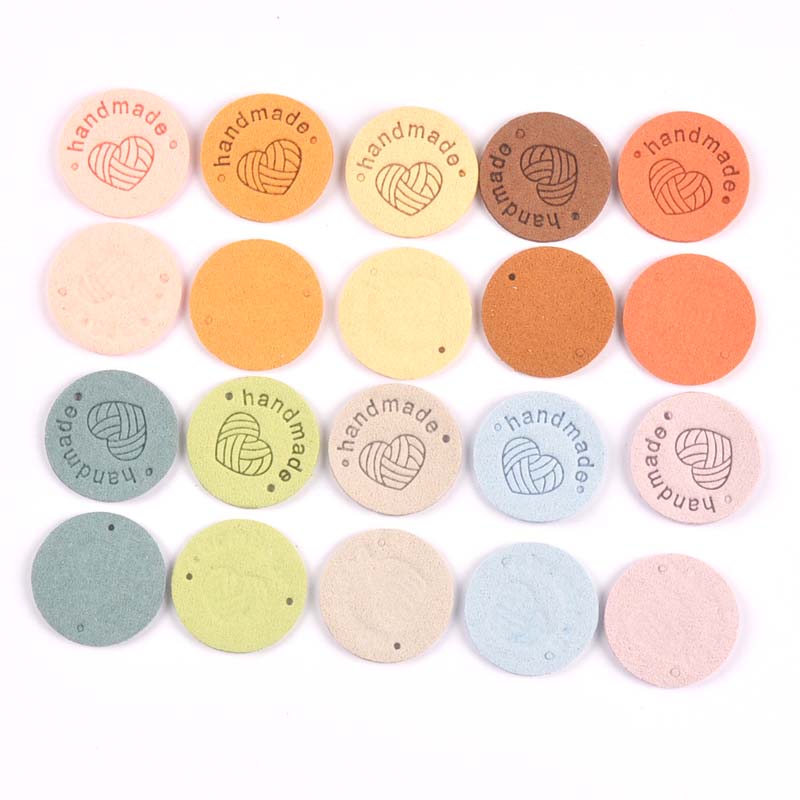 20 piezas, 2,5 cm, tela redonda de PU, etiquetas en relieve hechas a mano, etiqueta de bandera DIY para accesorios de costura de prendas cp3436