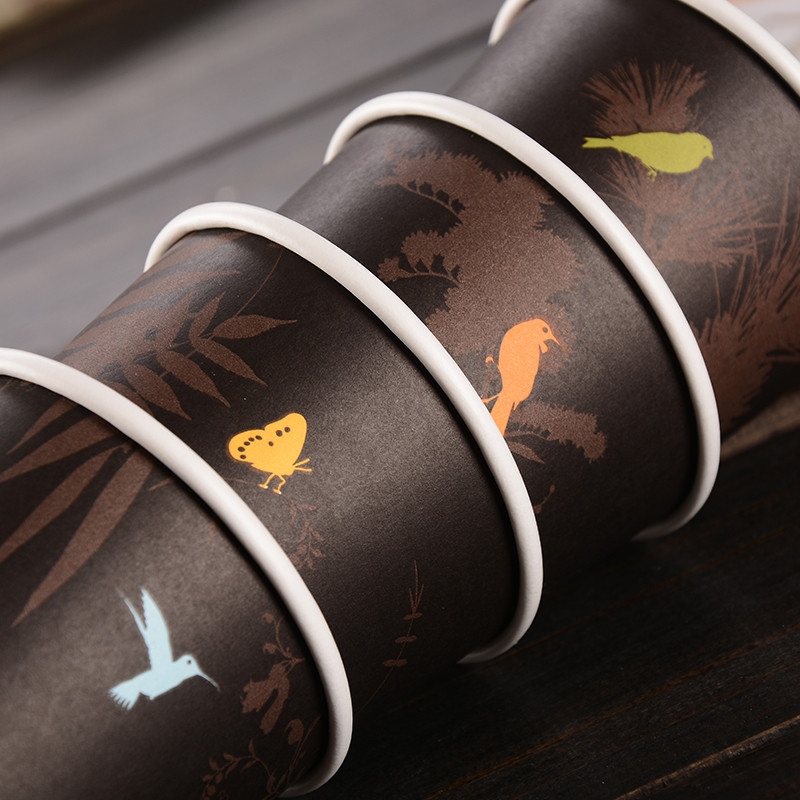 50 stücke Einweg kaffee tasse 8 unzen/12 unzen/16 unzen trinken saft milch tee imbiss verpackung tassen wiht deckel partei hochzeit gunsten papier tasse