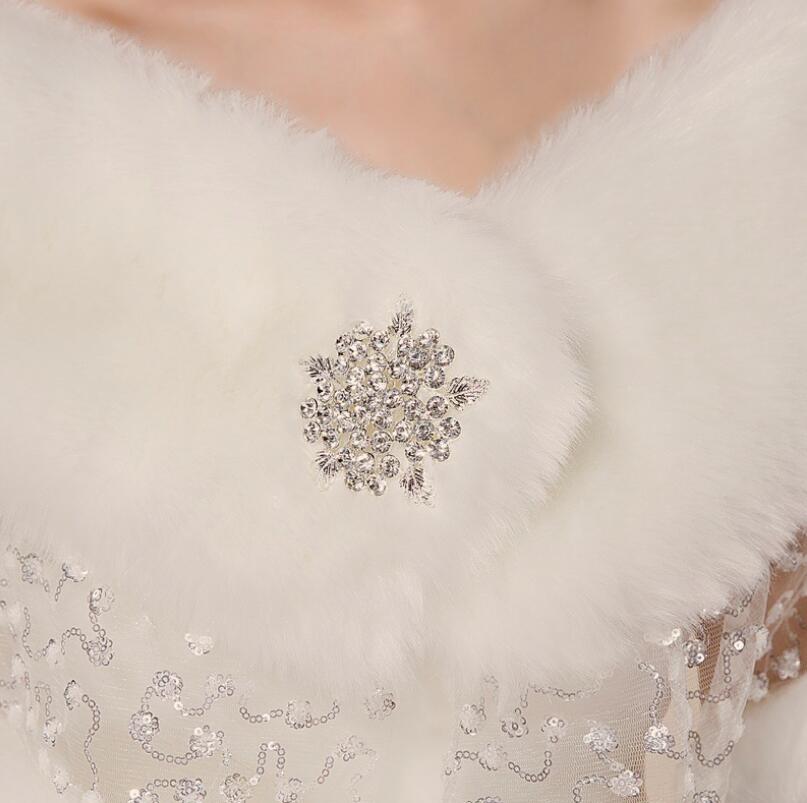 Mariée mariage châle automne hiver en peluche dentelle strass châles Cape mariée châle robe de mariée dentelle fausse fourrure châle