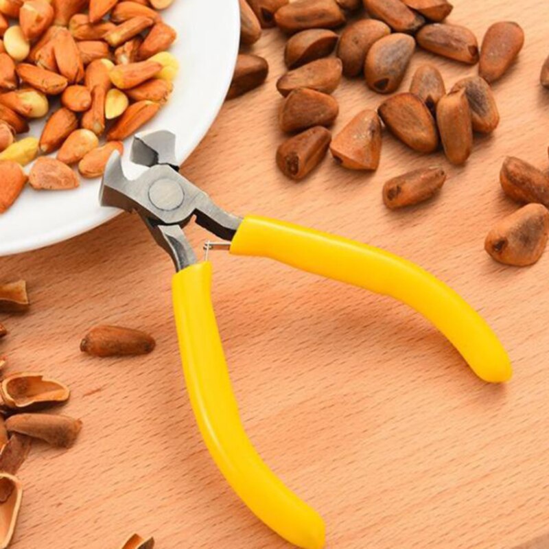 1PC Nut Pliers Stainless Steel Nut Shell Biscuit Pistachio Sheller Peeler
