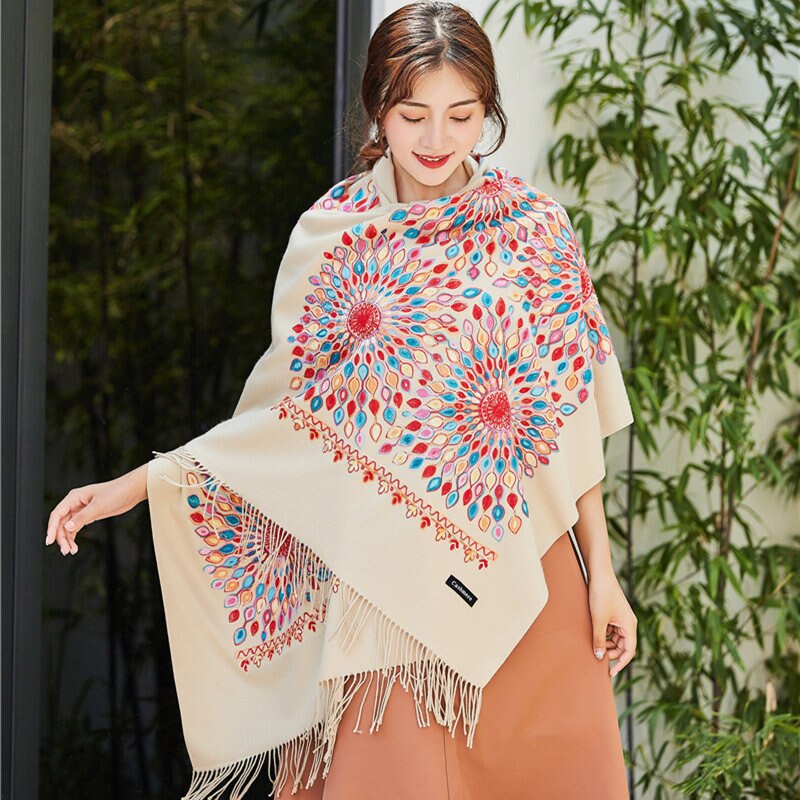 Vrouwen dikke kasjmier sjaals tibetaanse nepal zonnebloem sjaal borduurwerk kwast lange sjaal warme pashmina gebreide dames