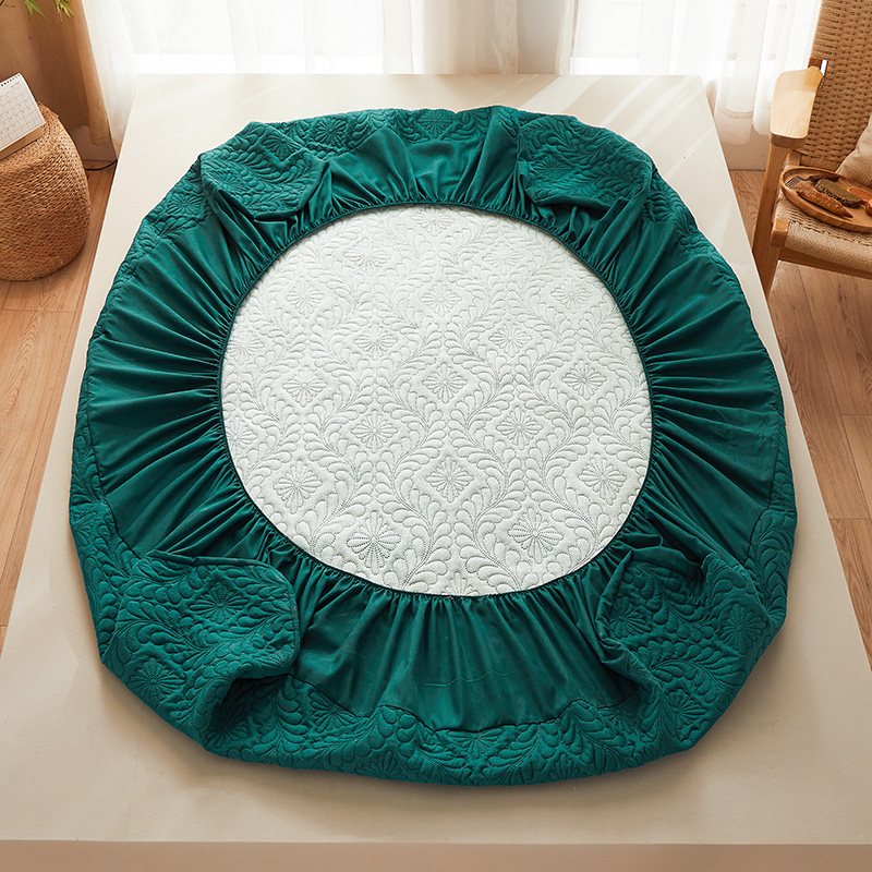 Waterdichte gewatteerde matrasbeschermer Ademende matrashoes Anti-mijt Antibacterieel hoeslaken Geen kussensloop