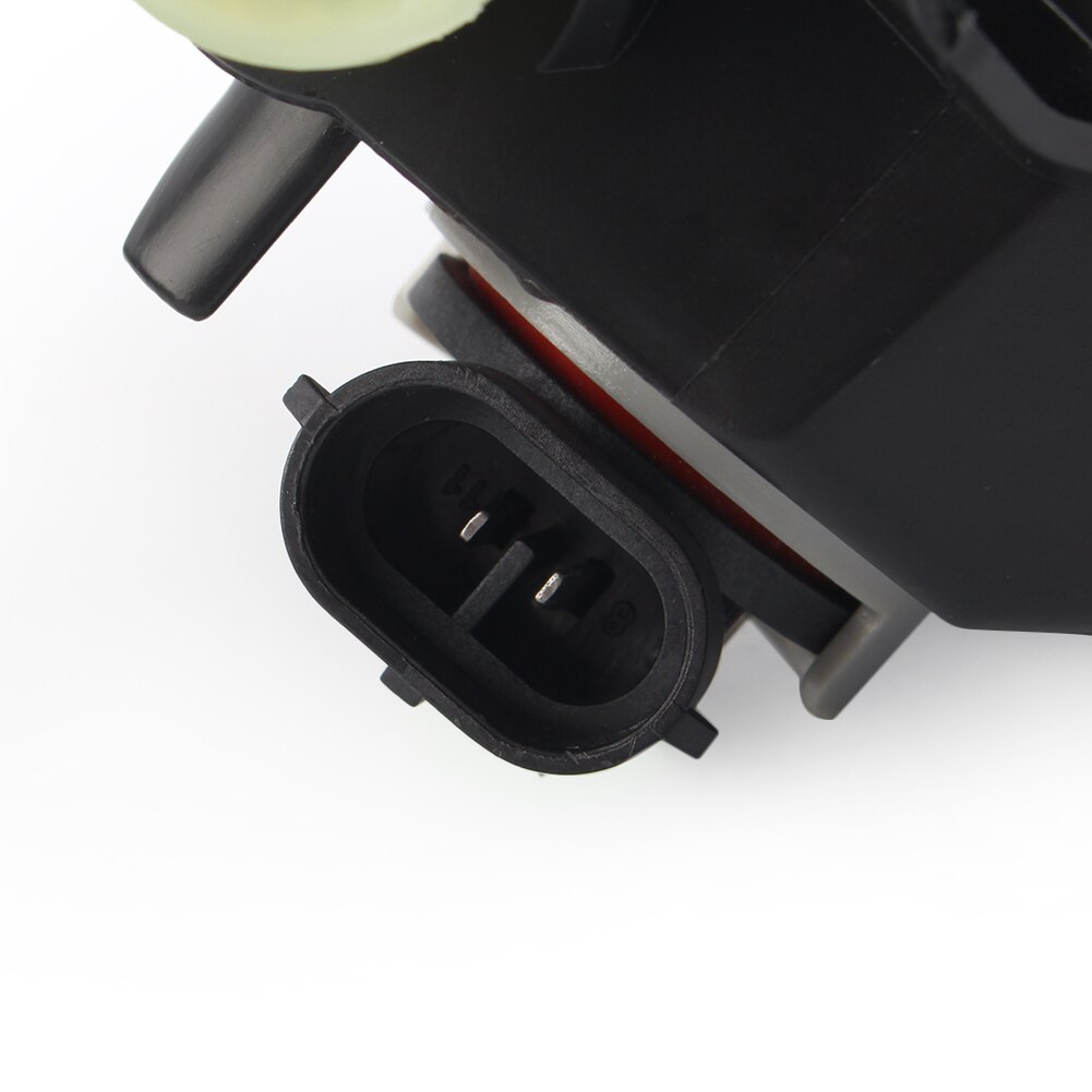 2pcs Car Front Fog Light Complete Lamps Kits w/ Frame For Toyota Hilux Revo Pickup Left/Right with Cables