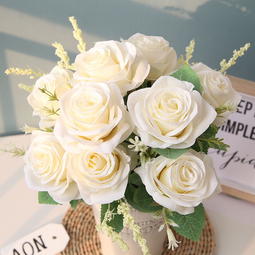Ramo de rosas artificiales de seda púrpura, arreglo de flores de simulación para de boda, hogar, jardín, sala de estar, decoración de escritorio: BLANCO