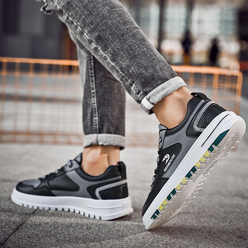 Zapatos informales de cuero Artificial para hombre, zapatillas ligeras informales, transpirables, para primavera, 2022
