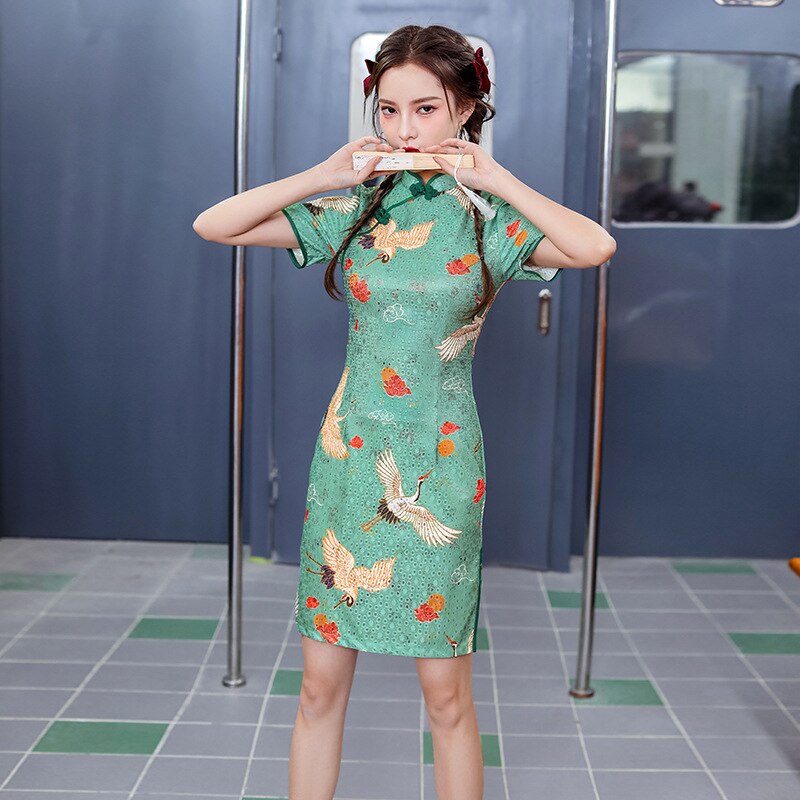 Vestido chino tradicional para mujer, Cheongsam corto, 2022, estilo, Qipao clásico, vestidos de novia orientales ajustados: Color1 / L