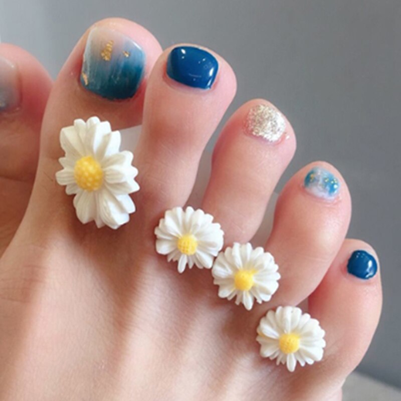 Toe Separator Foot Form Salon Pedicure Care Nail Art Pedicure Soft Silicone Finger Divider Pearls Flower Shape Manicure Tools