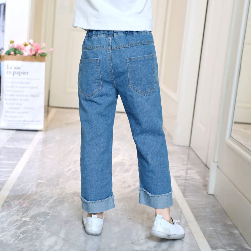 Cowgirl casual jeans med jordbærbroderi løse bukser for barn rett solide bukser blå myke denimjeans
