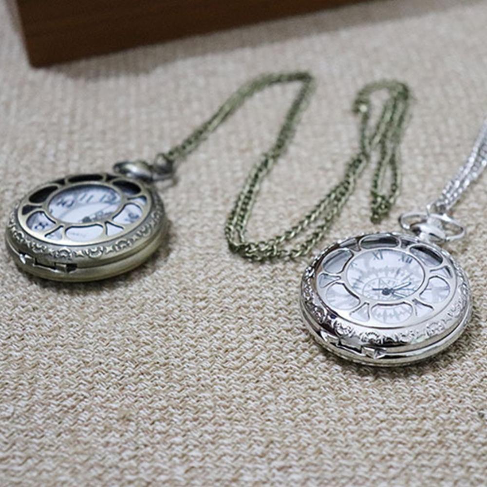 Unisex Hollow Flower Ronde Dial Arabische Romeinse Cijfers Ketting Quartz Zakhorloge