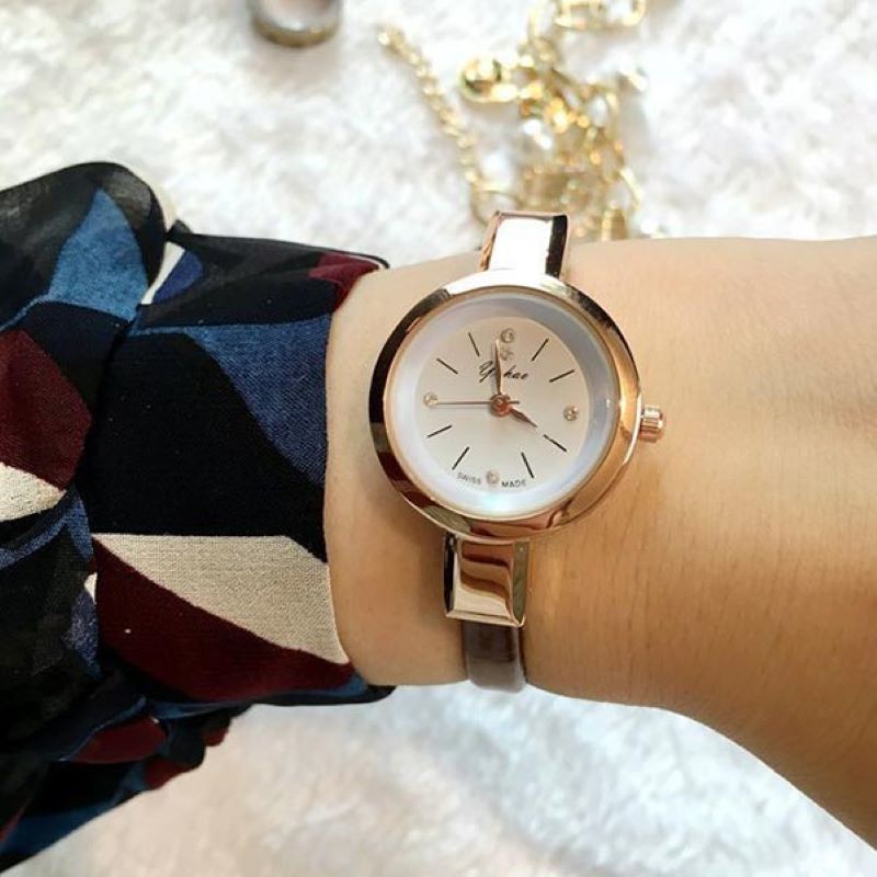 Reloj de cuarzo con correa de cuero fino para mujer, Retro cronógrafo de pulsera, de cristal y circonita, color marrón, femenino