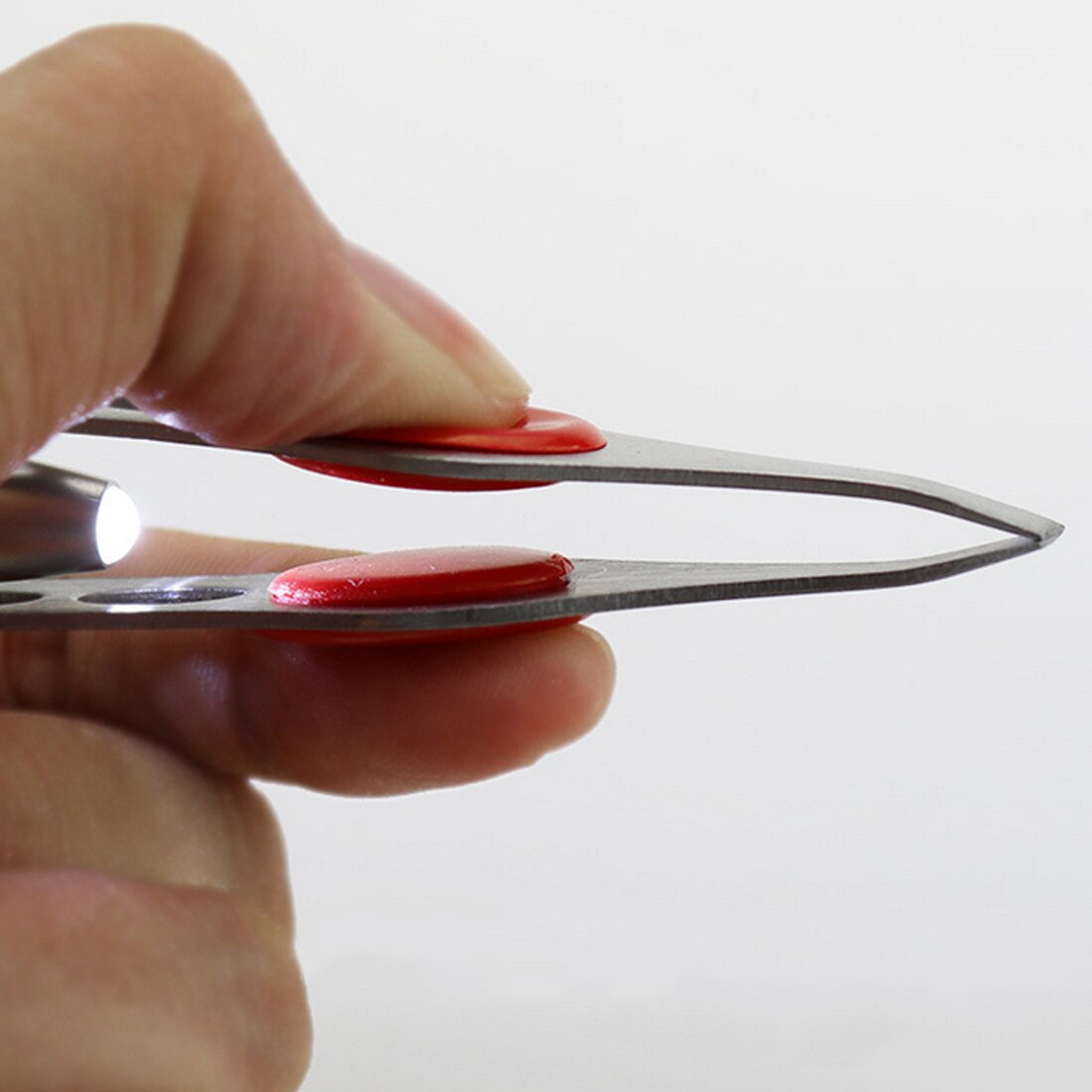 Four-hole LED Light Stainless Steel Eyebrow Tweezers Eyebrow Clip/Hair Removal Tweezer/ Face Hair Remover