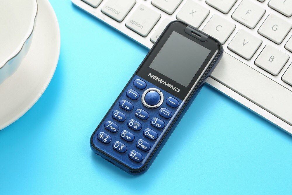Newmind K2 Mini przycisk telefon komórkowy Dual Sim latarka kamery 1.44 "ręce telefon MP3 najmniejszy chiny tanie telefon komórkowy: Newmind K2 / Dark Blue
