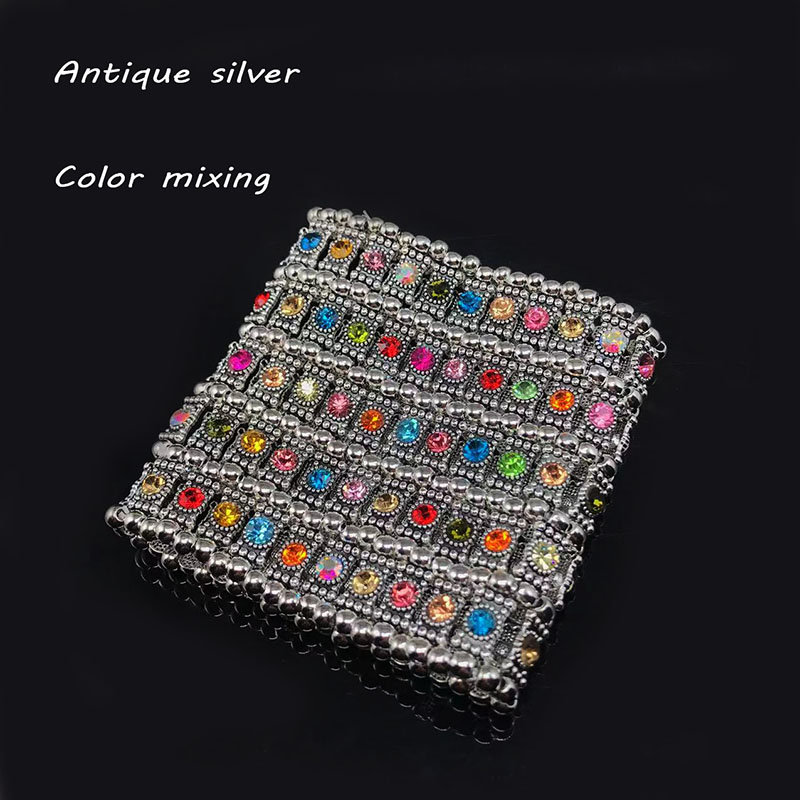 Bracciali larghi elastici di moda classica Retro Punk esagerato decorazione a mano con perline intrecciate retrattili in cristallo a cinque file: MULTI