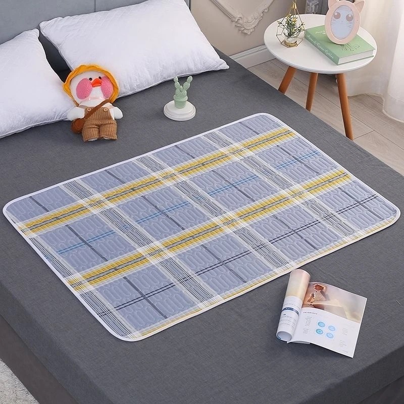 Waterproof Washable Mattress Urine Mat Elder Incontinence Pad Bed Protector Adult Diaper Nappy Beding Sheet Cloth Breathable: 140x200cm / green