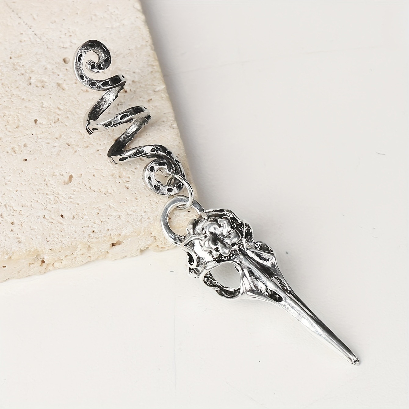 Colgante con forma de cabeza de calavera de pájaro para mujer, cuentas para el pelo trenzadas, anillos para el pelo, accesorios para el cabello estilo Hippie