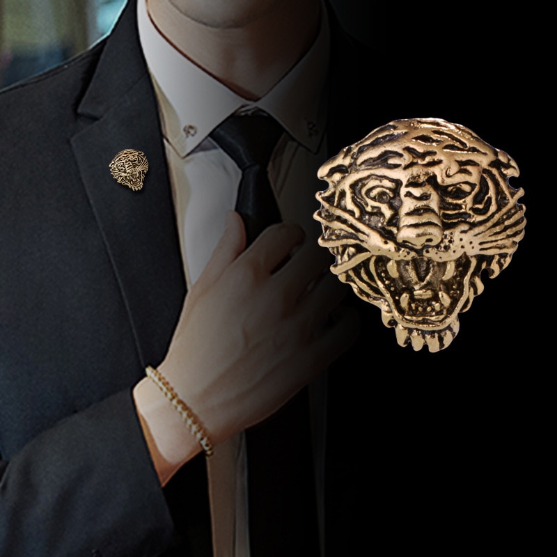 Retro Metal Tiger Animal Brooch Men&#39;s Suit Collar Pin Badge Clothing Jewelry for Women Accessories