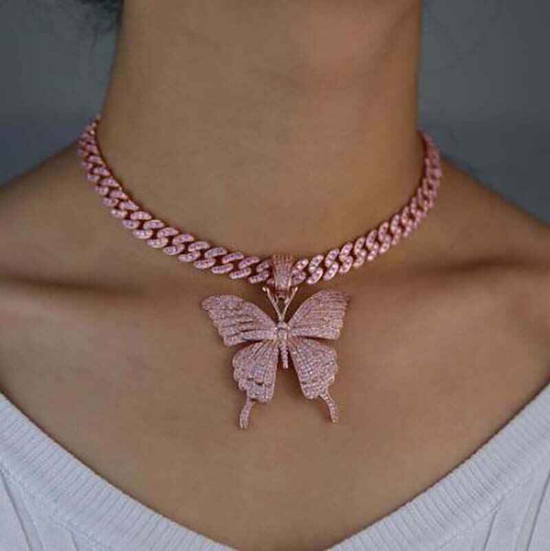 Skinnende sød sommerfugl vedhæng halskæde hip hop rhinestone cubansk link kæde sommerfugl choker halskæde til kvinder smykker: Lyserød