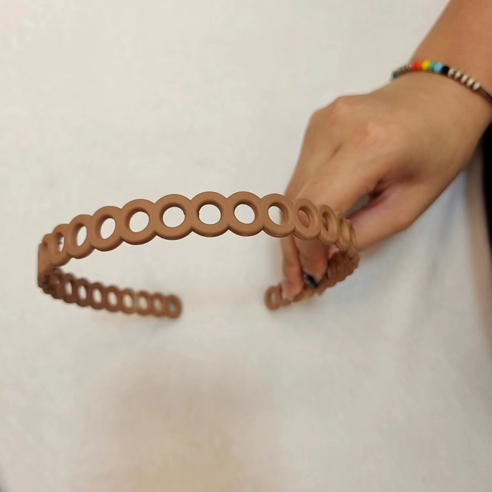 Nouvelle peinture en caoutchouc trou rond en plastique cheveux accessoires visage lavage fille dames Simple givré bandeau: Kaki