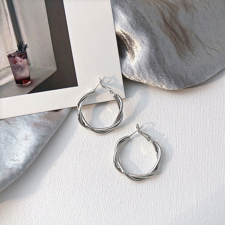 Korea Earrings Metal Geometric Irregular Circle Teardrop Vintage Winter Earrings For Women Girl: E110YIN