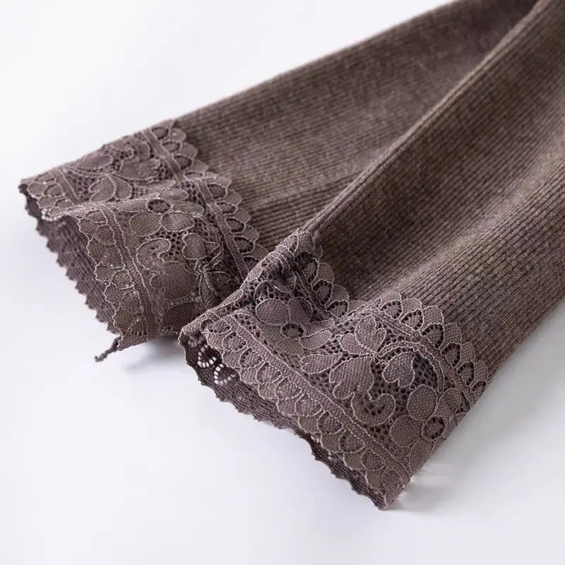 Pantalones de lana gruesa para mujer, mallas térmicas de algodón, adornos de encaje adelgazantes, pantalones cálidos de nueve puntos, rayas verticales, Otoño e Invierno: XXS / Gris