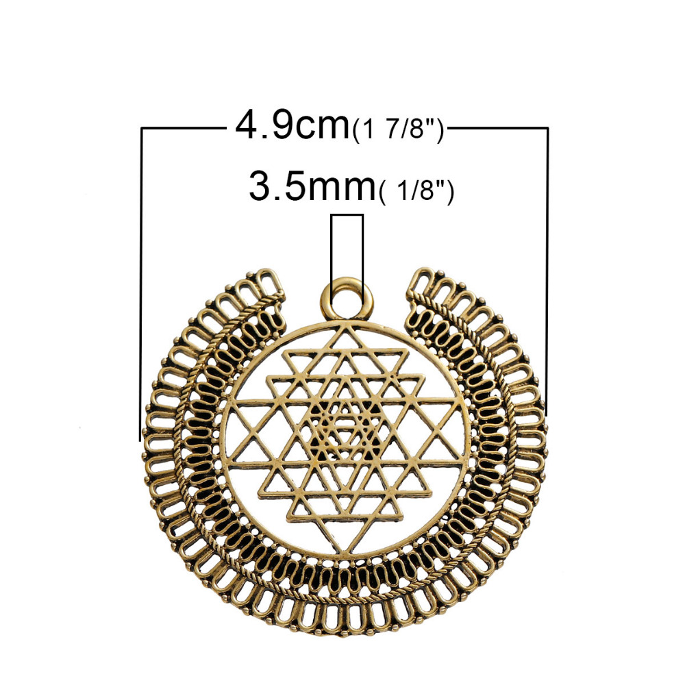 DoreenBeads Zink Gebaseerde Legering Antiek Goud Ronde Gold Tone Sri Yantra Meditatie Hangers Hollow DIY Componenten 49mm x 47 mm, 2 P