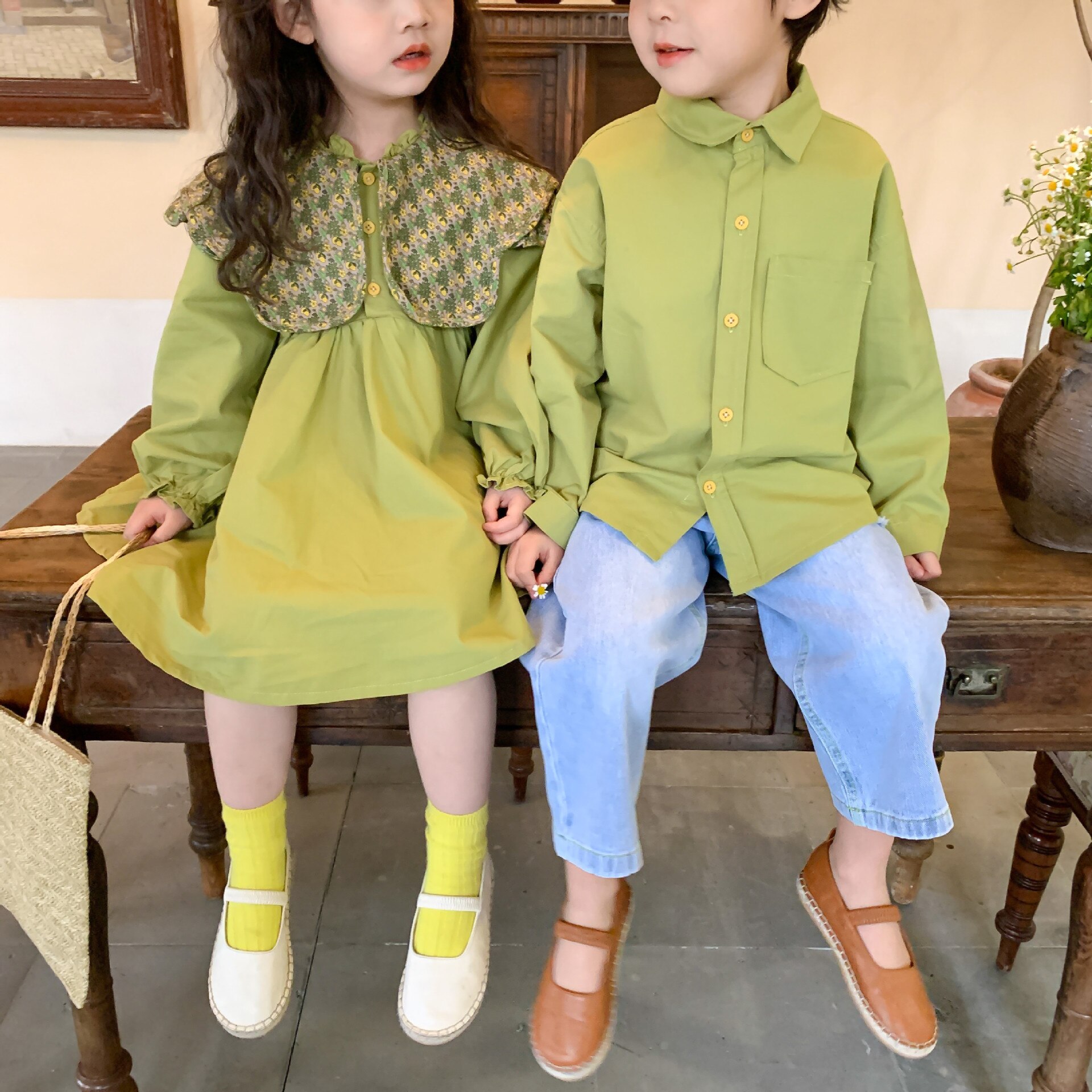 Abito da principessa a maniche lunghe in cotone a maniche lunghe in cotone verde floreale per ragazze primaverili