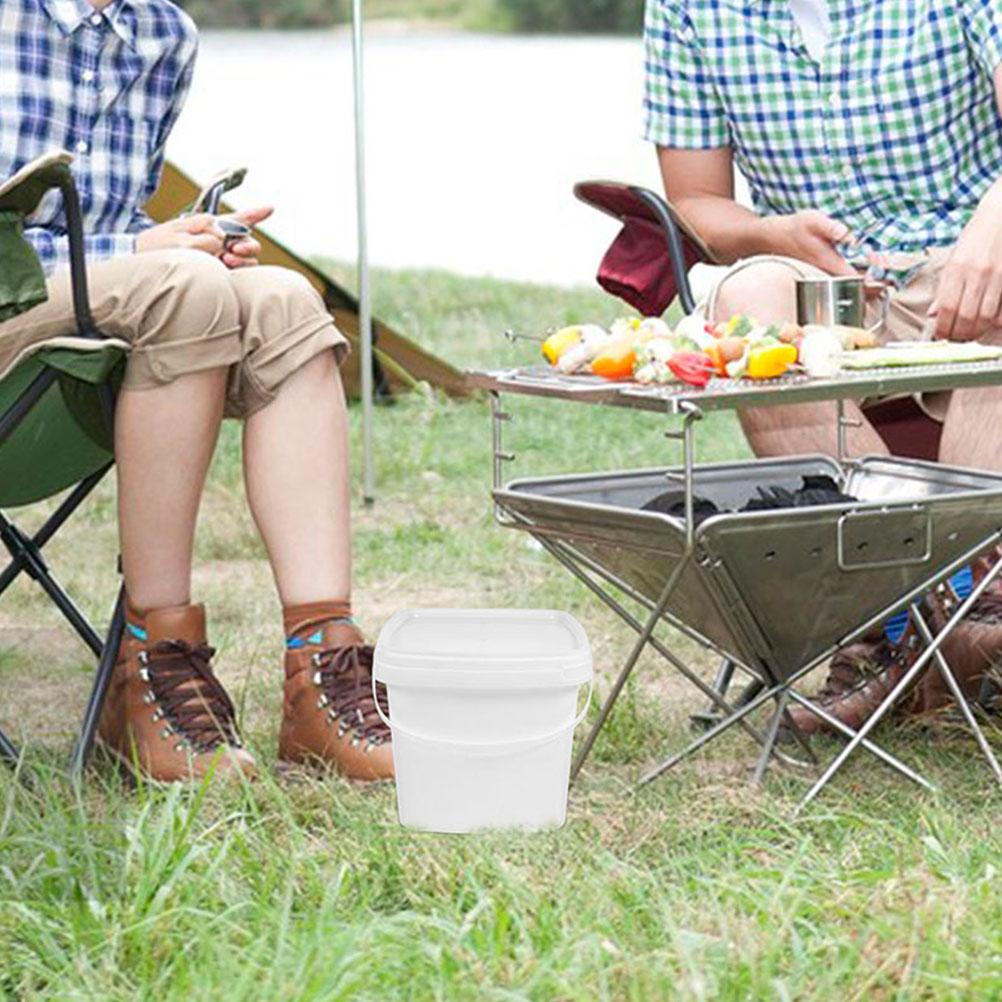 1Stck Platz Kunststoff Eimer 1L Lebensmittel Klasse Griff Deckel für Wohnheim Wasser Behälter Lagerung Mehrzweck Eimer Kunststoff