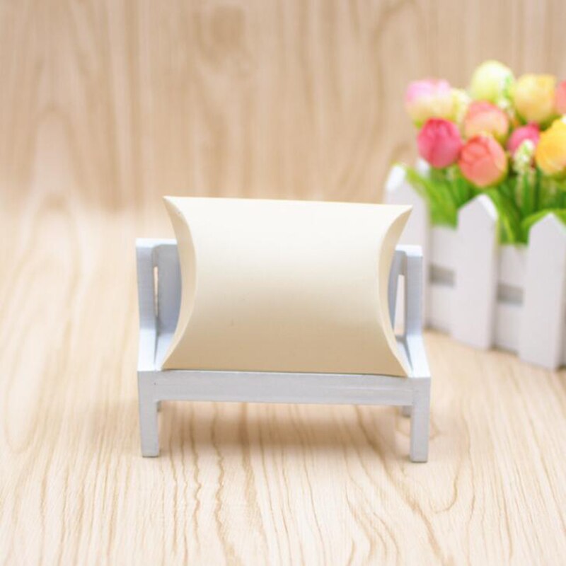 Caja de papel Kraft con forma de almohada para dulces, recuerdo de boda, caja de para pastel de , 50 piezas: Beige