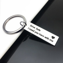 Paar Auto Keychain Nette Männer Frauen Schlüsselanhänger Edelstahl Anhänger Schlüssel Zubehör Liebe Schlüssel Ring Benutzerdefinierte Stick Sicher Schlüssel Kette