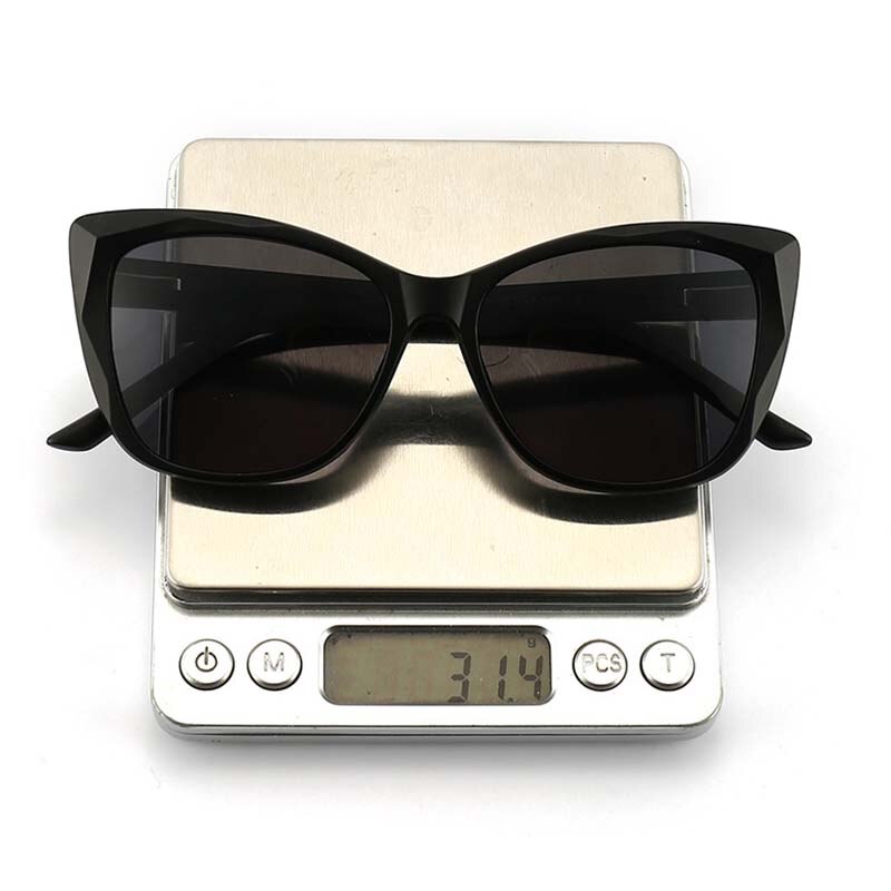 thumbnail image 2 of Women's Cat Eye Clear Lens Glasses With Magnetic Clip-On Polarized Sunglasses – FELRES 2328D 2 of 3