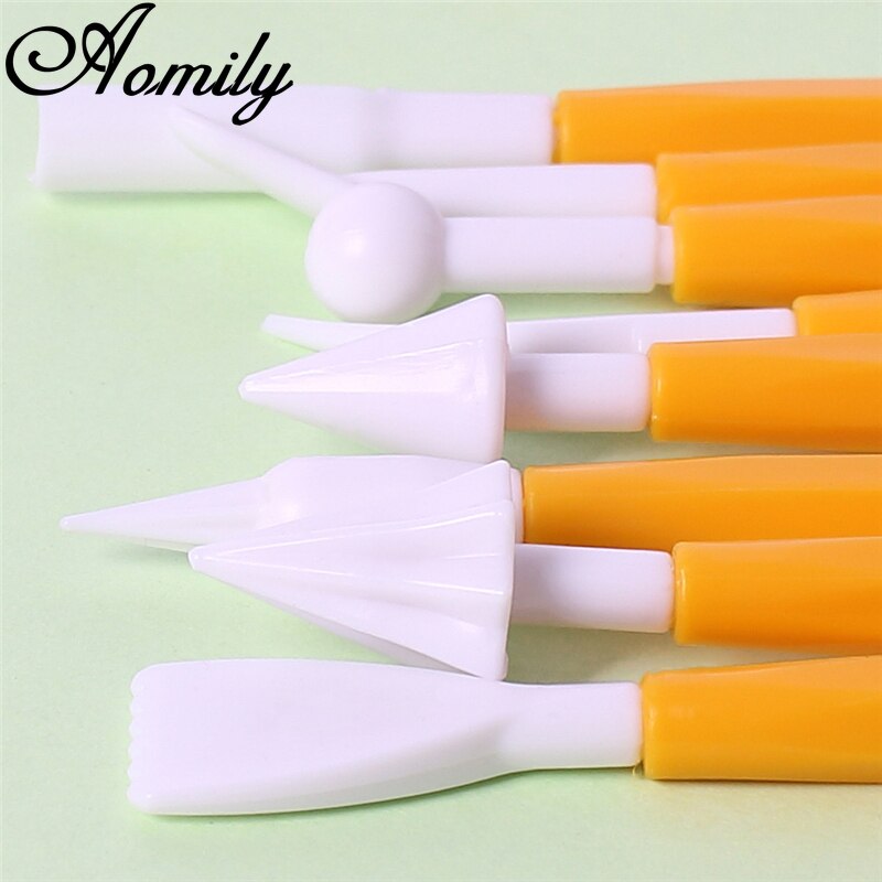 11Pcs/Set Icing Fondant Cake Tool Cake Decorating Tools Set Scraper Smoother Rolling Pin Carving Knife Engraving Embossing Mould