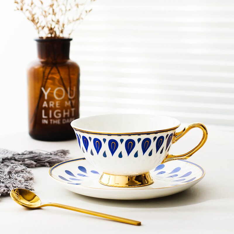 Keramisk kopp kaffe enkelt kontor guldkant arabiskt kaffe set ljus lyx par europeiska tazas de café drinkware  be50cp: Stil 2