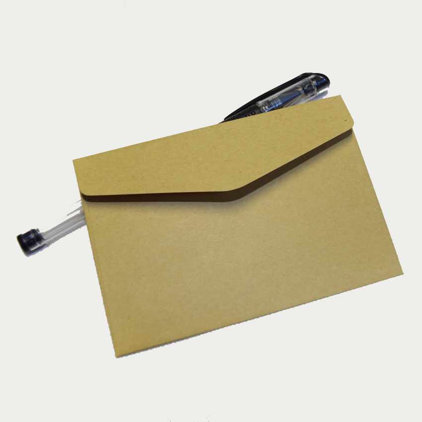 100pcs Lxw: 11.7x8cm Colorful Mini Kraft Envelope Business Vip Card Small Wedding Party Invitation Card Paper Envelopes Office