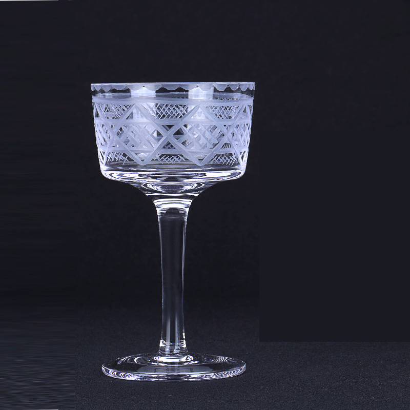 Europa krystallglass vinglass martini glass håndlaget krystall utskåret cocktail kopp dessert kopp beger vin kopp bar drinkware: M04